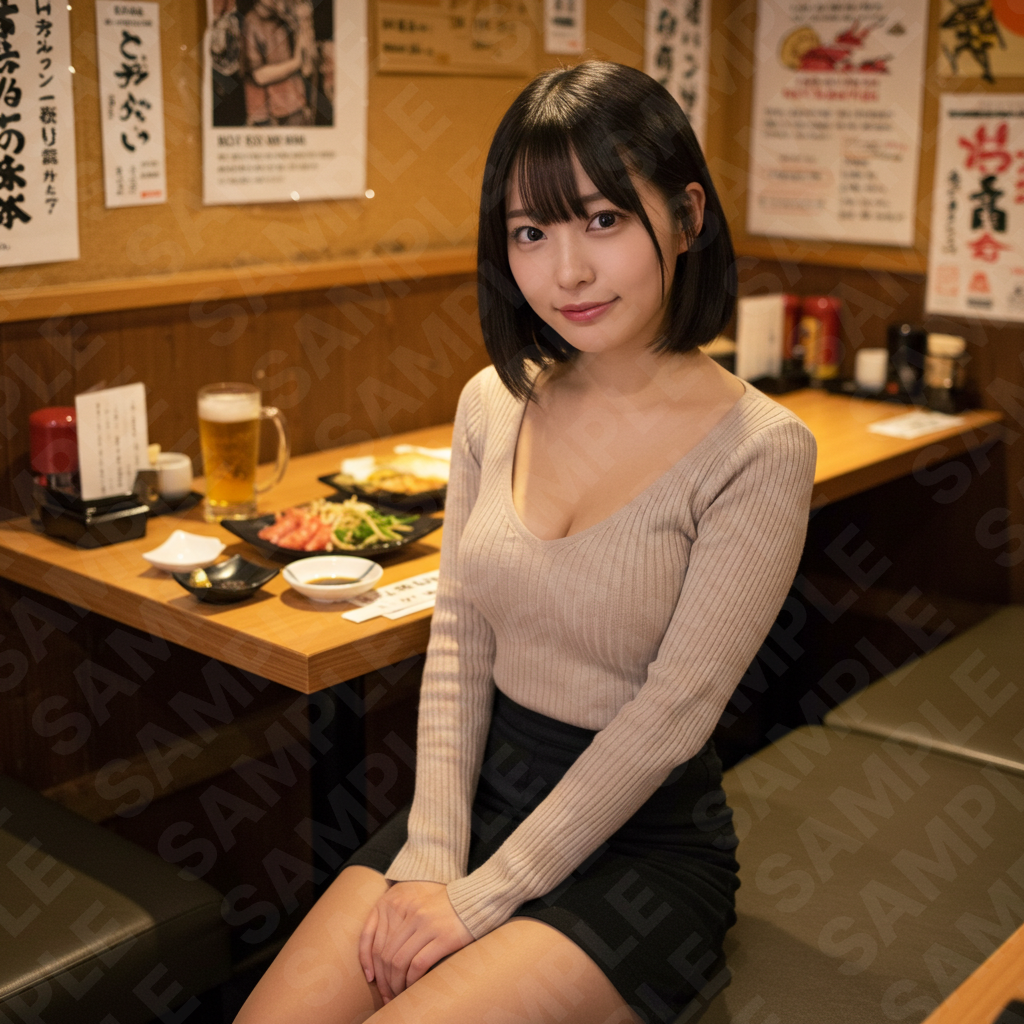 「居酒屋で微笑む女性モデル画像|マッチングアプリ・SNS広告用高解像度素材